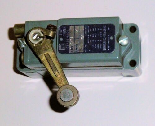 Square D 82254 Series E1 200 Amp 240 Volt 1PH 2W Double Throw