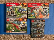 6 Lego Jurassic World Sets. 10757, 10756,75926, 30382X3. NISB. Set names below.