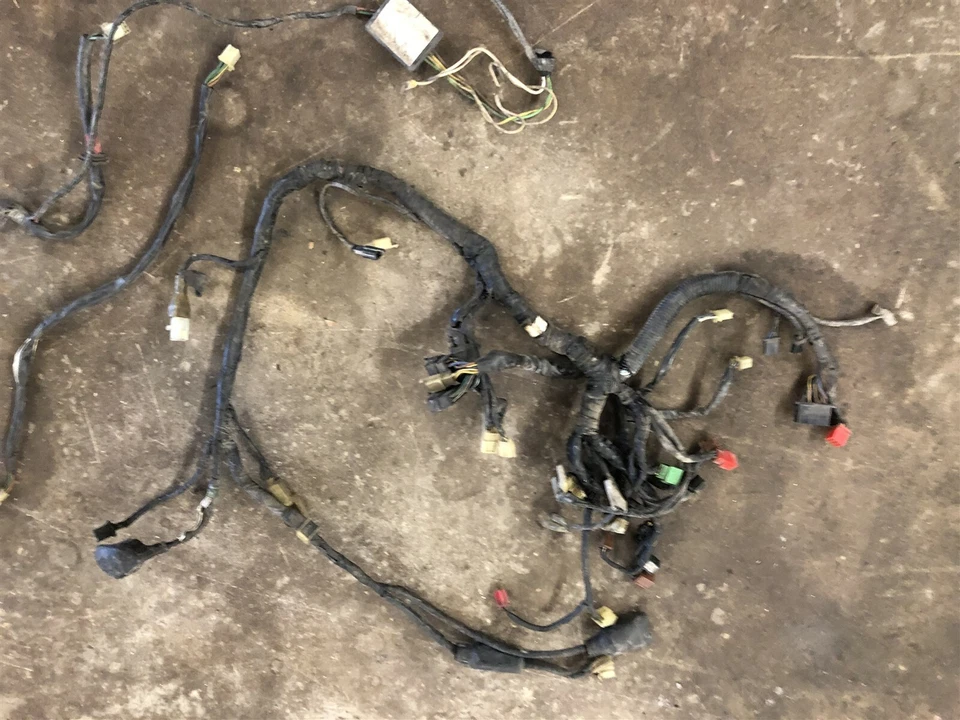 Arnés de cables cableado principal OEM telares Honda Goldwing GL1200 GL 1200 84 85 86 87 Foto 2 de 4