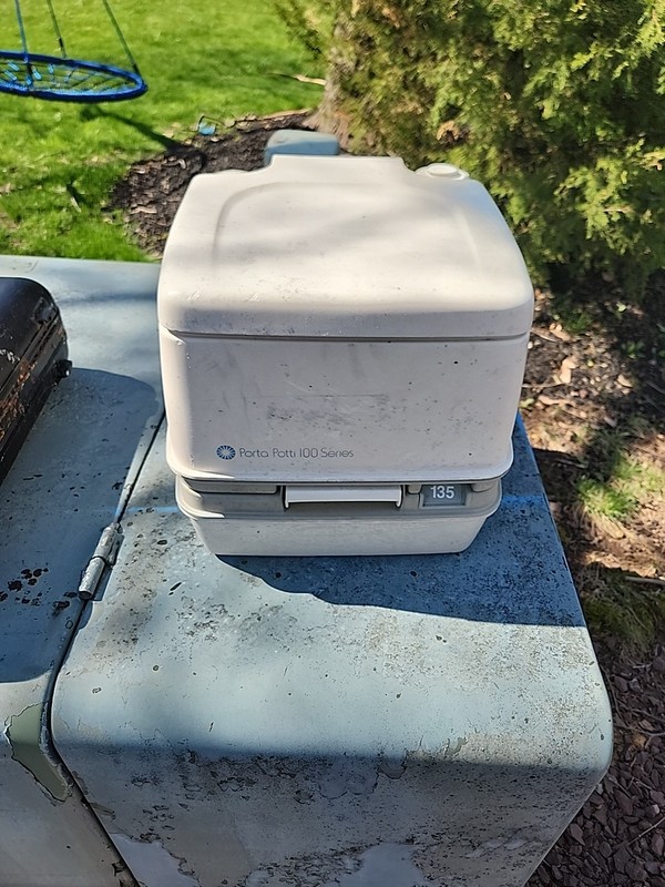 Thetford Porta Potti 135 Marine RV Travel Potty Toilet
