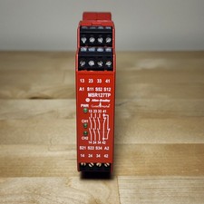 Allen-Bradley 440R-N23132 Safety Relay MSR127TP 24VAC/DC