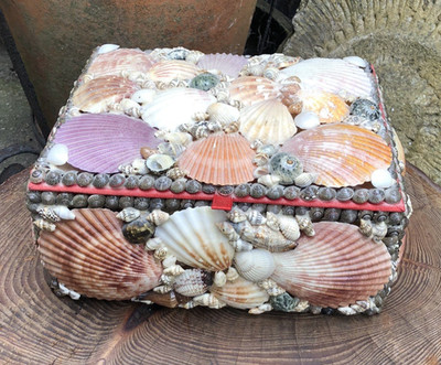 Vintage französische handgefertigte Muschelarbeit Schatulle Schmuck Schmuck Volkskunst Handwerk