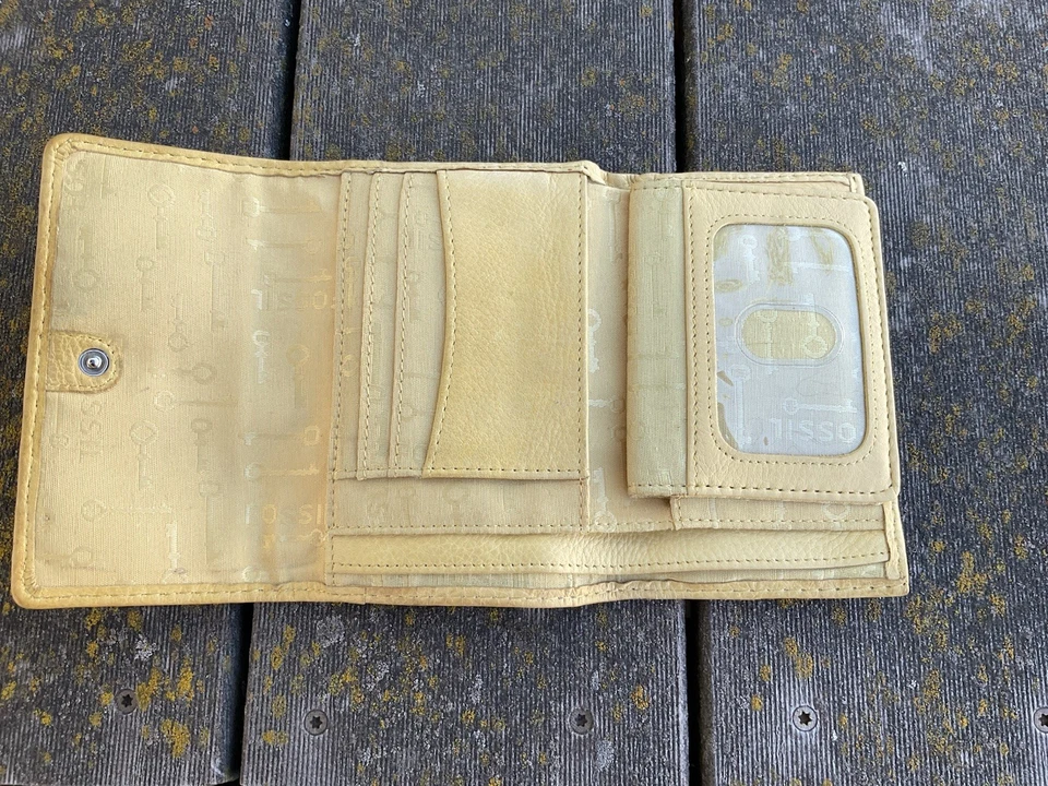 Fossil Wallet Yellow Removable ID Holder Card Coin Pockets Design Trifold - Image 4 of 4