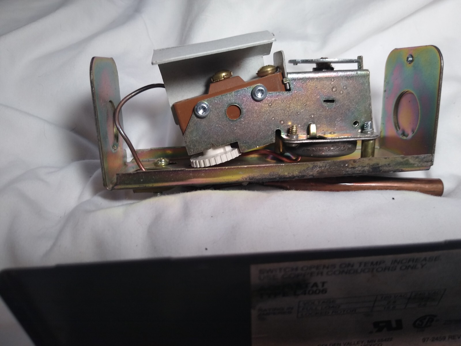 Honeywell L4006A 2015 Hi Temp Aquastat for Hot Water Boilers, 100°240°F eBay