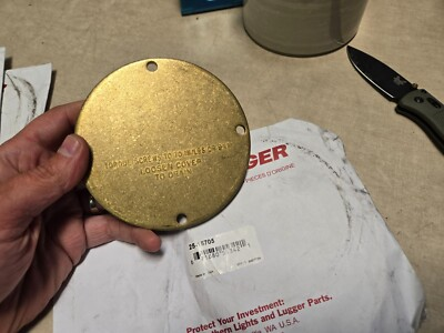 #ad 25 15705 End Cover Raw Water Pump 4 Hole quot;Lugger Northern Lightsquot; $65.00