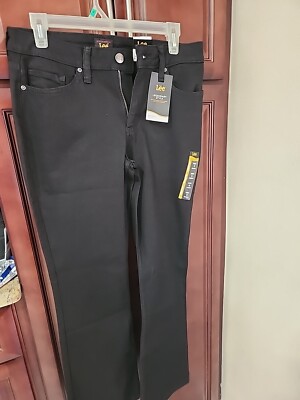 Lee Women's Legendary Regular Fit Bootcut Jeans Size 8 Short Mid Rise Black NWT