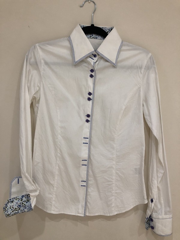 Women’s Button Down Long Sleeve Shirt Size Large