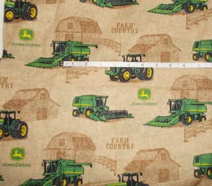 NEW-Nurses-uniform-scrub-top-xs-sm-med-lg-xl-2xl-3xl-4xl-5xl-JOHN-DEERE