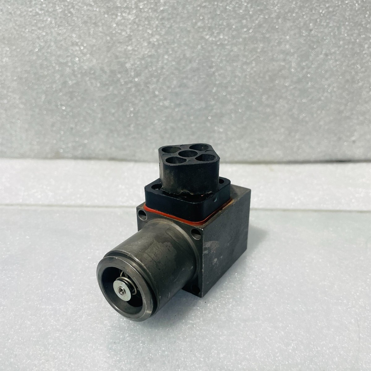 Hydac GH263-035/226 Solenoid Coil 24V 0.68A | eBay