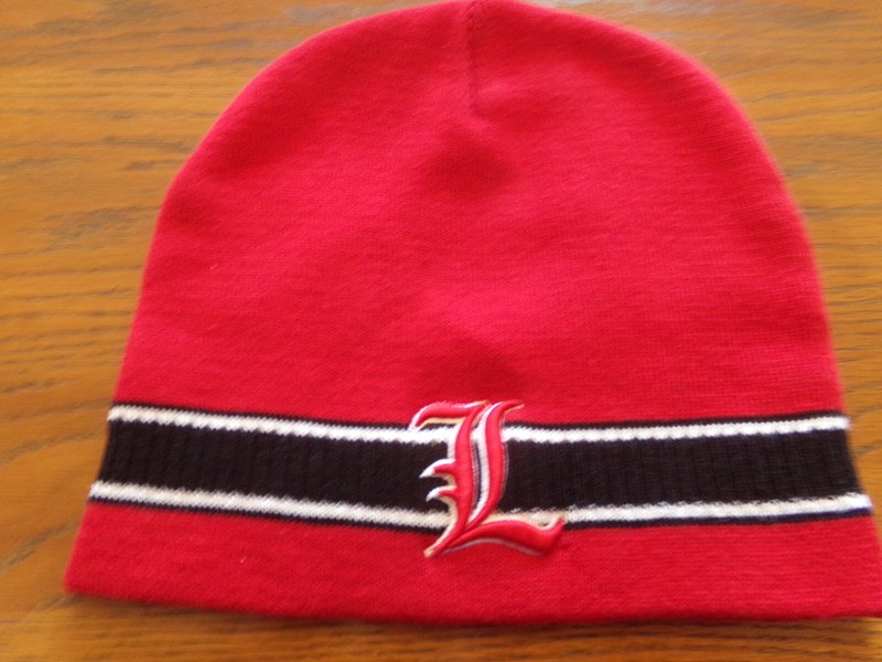 UNIVERSITY OF LOUISVILLE CARDINALS "Sport Knit Hat" Red New WOT Adult OSFM $20