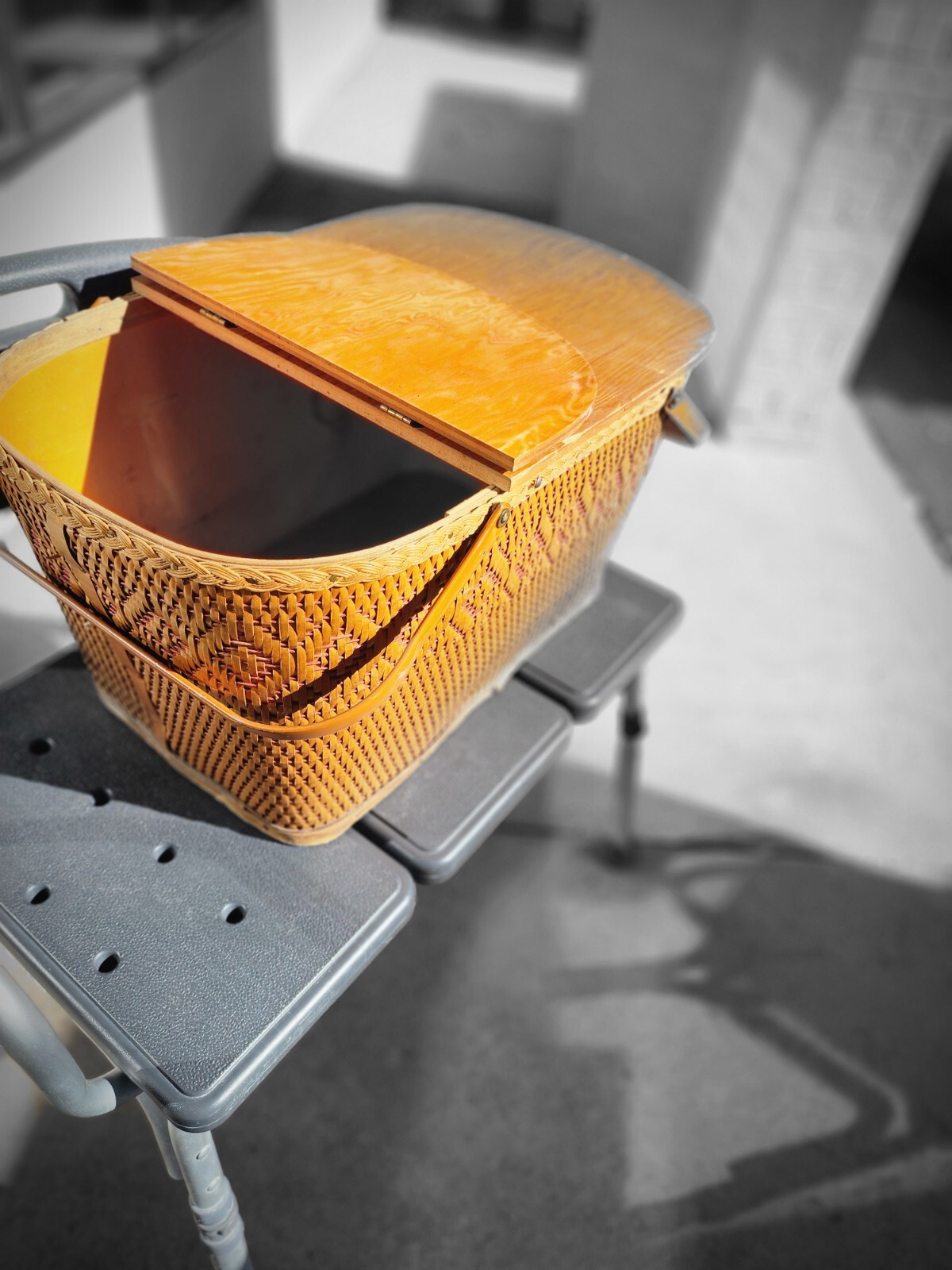 Vintage Redmon Peru Ind Rattan Picnic Basket Stunning Motivation