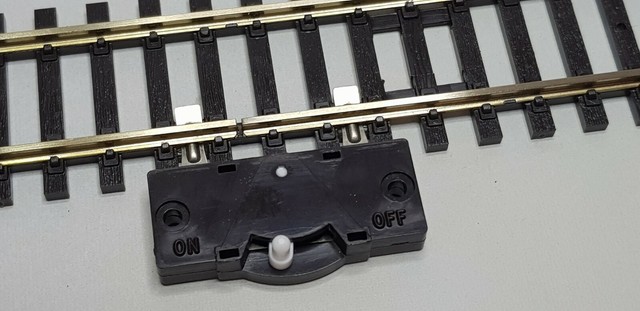 Peco St 5 Isolating Track With Switch 168mm 00 1stpost Same Length As R600 Model Railways Trains Telephoneheights Oo Gauge Model Railways Trains