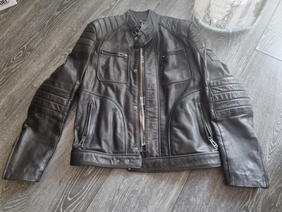 BELSTAFF WEYBRIDGE GR 50 absolut neuwertig Bestzustand Gr 50