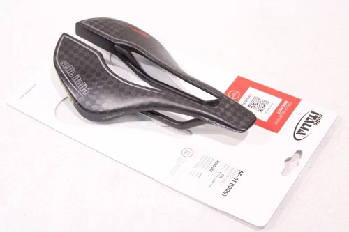 Selle Italia SP-01 Boost Tekno Superflow L3 Full Carbon Saddle Unused