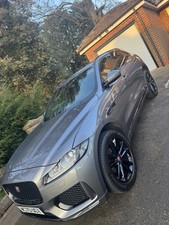 Jaguar F Pace 2.0 Checkered Flag