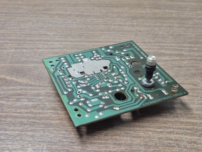 GARRARD GT350 TURNTABLE Main Board