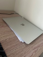 Apple MacBook Air 13 in 2020 Silver/Apple M1 3.2 GHz, 256 GB 8 GB 7-Core