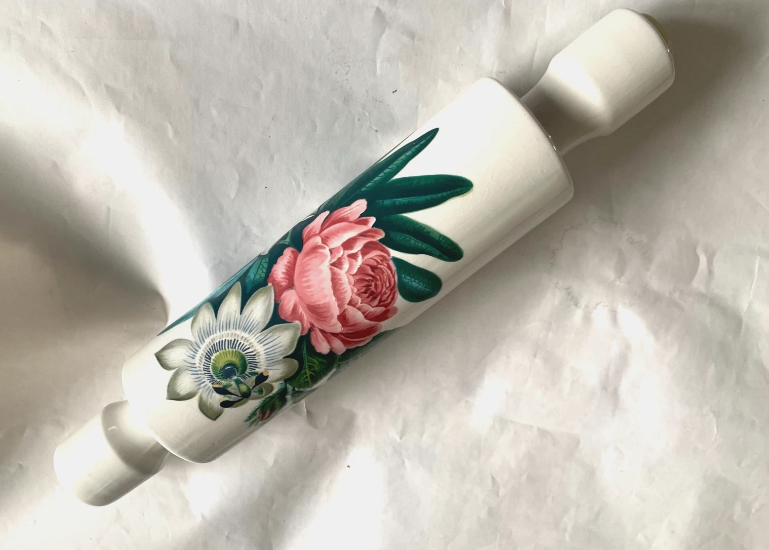 Portmeirion Rolling Pin Roses and Passion Flower (white) VGC Rare Piece