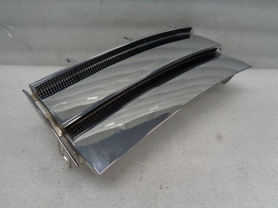 03-05 Land Rover Range Rover Front Left Fender Grille Vent AFTERMARKET AK220520 - Image 2 of 4