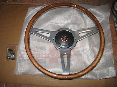 Classic 15-inch Laminated Wood Steering Wheel With Hub Adapter For MGB (1977-1980) & MG Midget (1978-1979)