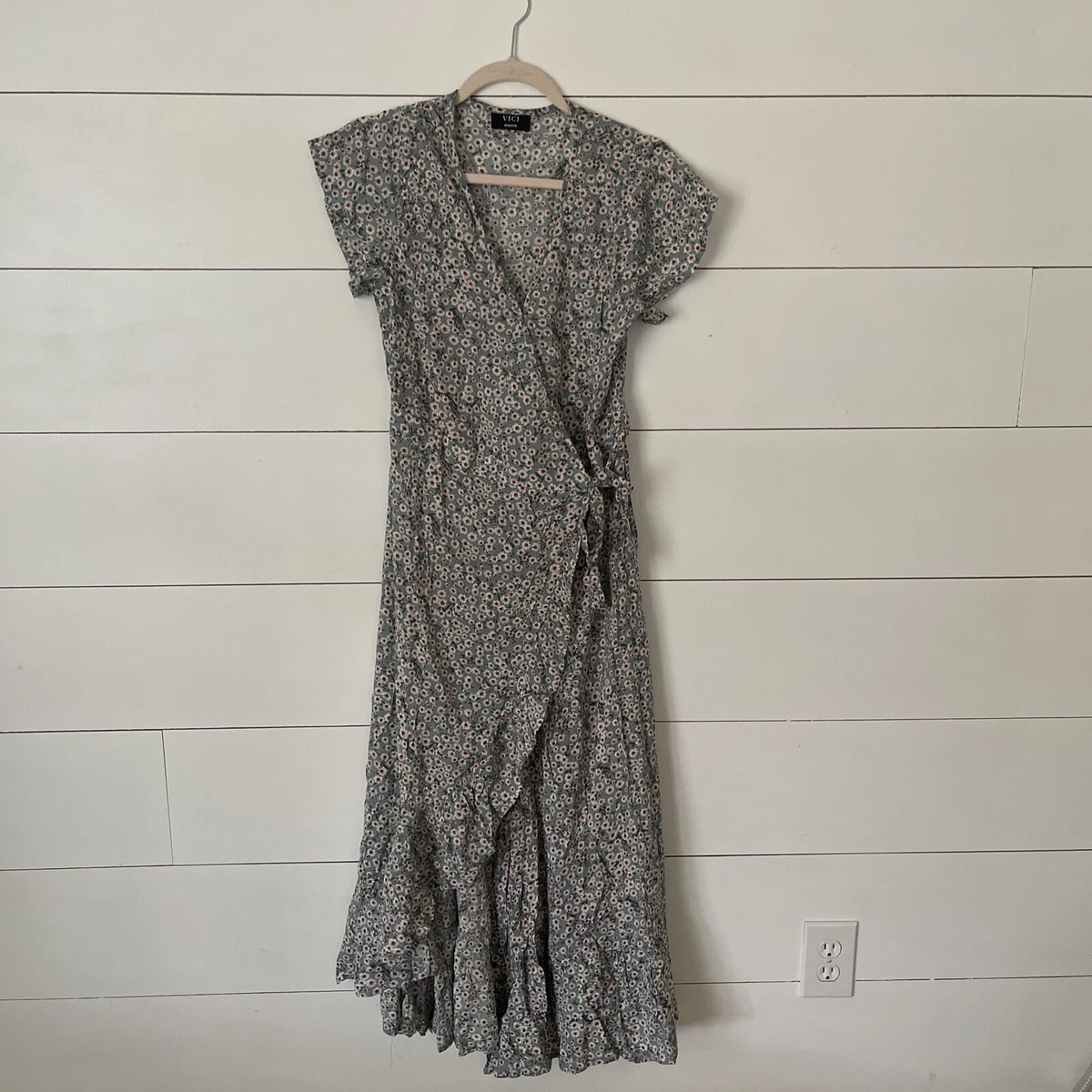 Vici green cheap dress