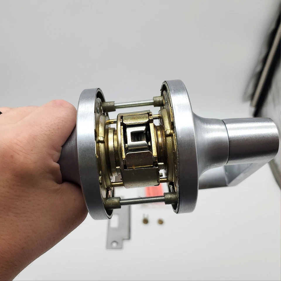 Yale Door Lever Entry Lock SFIC Ready Classroom Satin Chrome 2-3/4 BS BAU 5408LN - Image 4 of 4