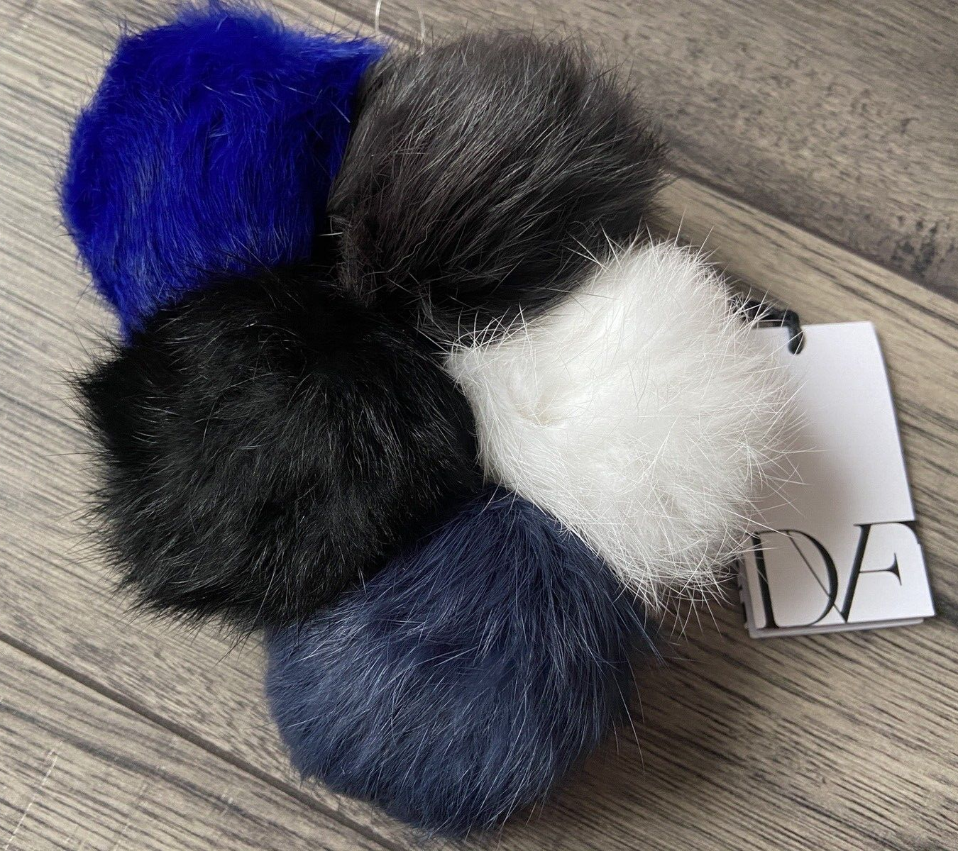 DIANE VON FURSTENBERG RABBIT FUR POMPOMS KEYCHAIN BAG CHARM RETAIL £75 BNWT
