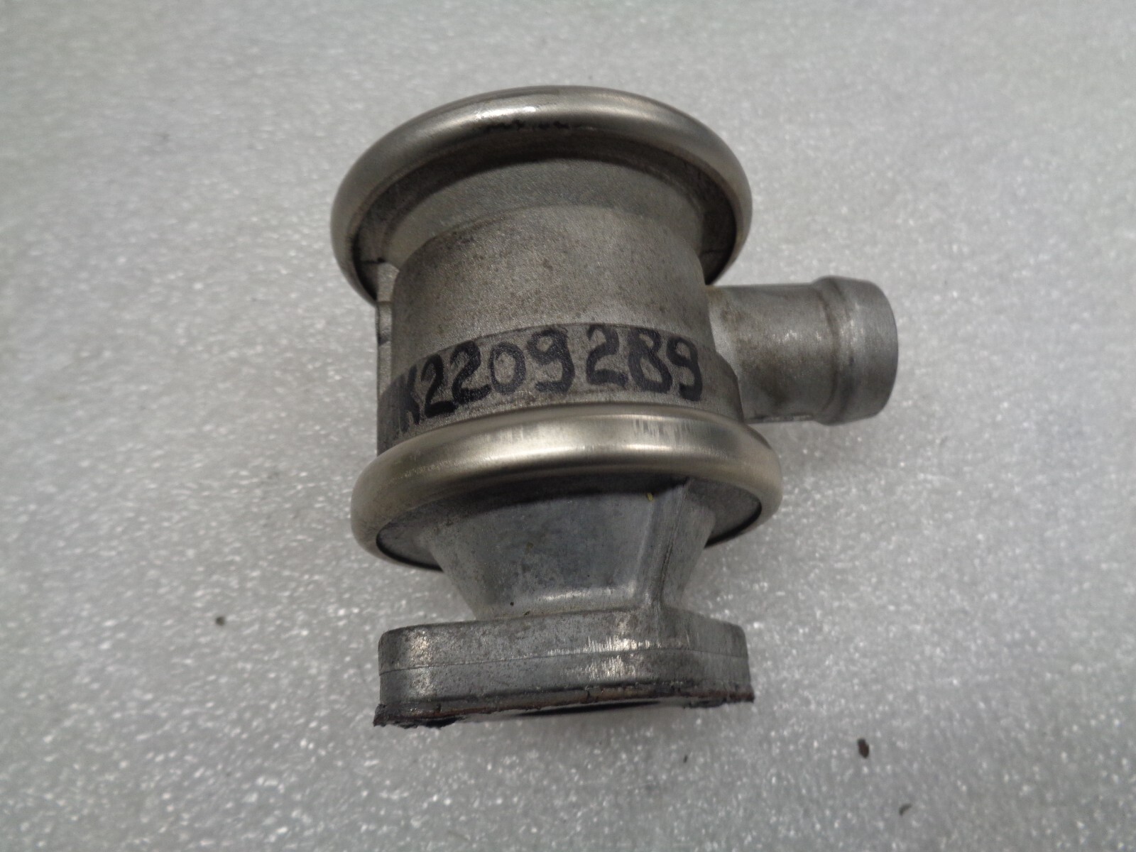 05-07 Maserati Quattroporte M139 Left Driver Secondary Air Valve OEM AK2209289