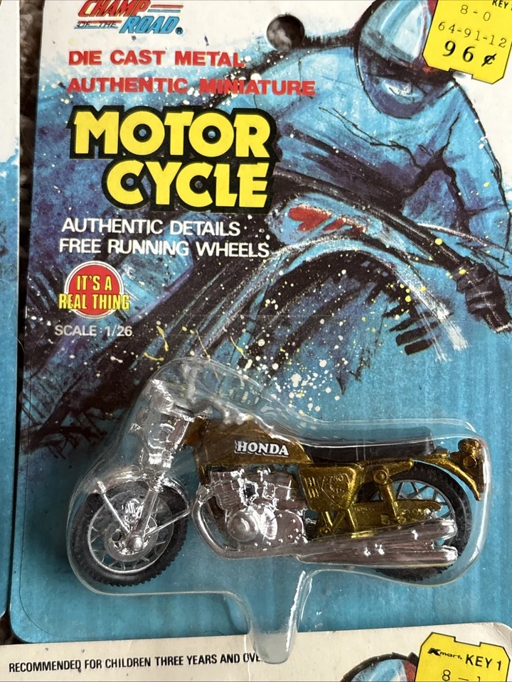4 Very Rare Champ of the Road 1/26 Motorcycle Honda Kawasaki Suzuki Bikes Cycles - Image 3 of 4