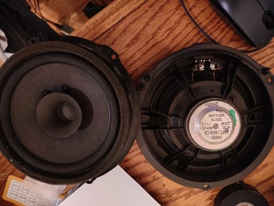 Ford Focus /Escape 2012-2018 pair Door Audio Speaker OEM