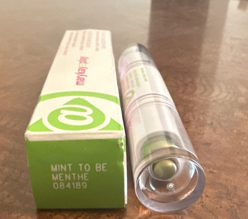 Mary Kay At Play Shadow And Liner Mint To Be Menthe Green 084189 - Image 3 of 3