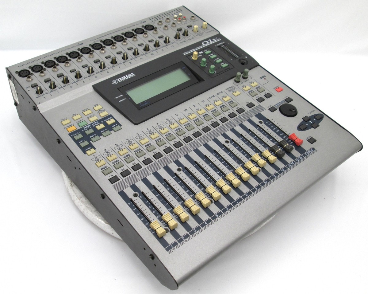 Yamaha 01v 16-Channel Digital Recording Mixer Mixing Console O1v
