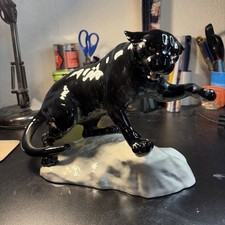 Beswick Black PUMA On A Rock 1702. Good Condition.
