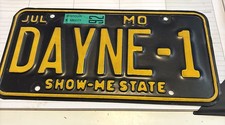 1992 Black & Yellow Missouri Vanity License Plate &ldquo;DAYNE-1&rdquo; Free Shipping EUC