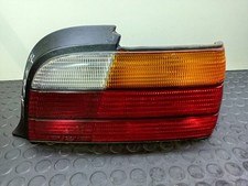 Feu arrière BMW 323