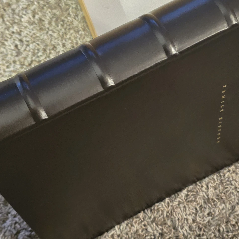 Álbum de fotos de historia familiar de hardware de restauración de lujo de cuero de archivo 300 fotos Foto 4 de 4