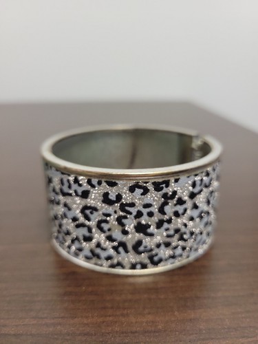 Black and Grey Silver Tone Glitter Bangle Bracelet Cheetah Leopard Print - Picture 5 of 9