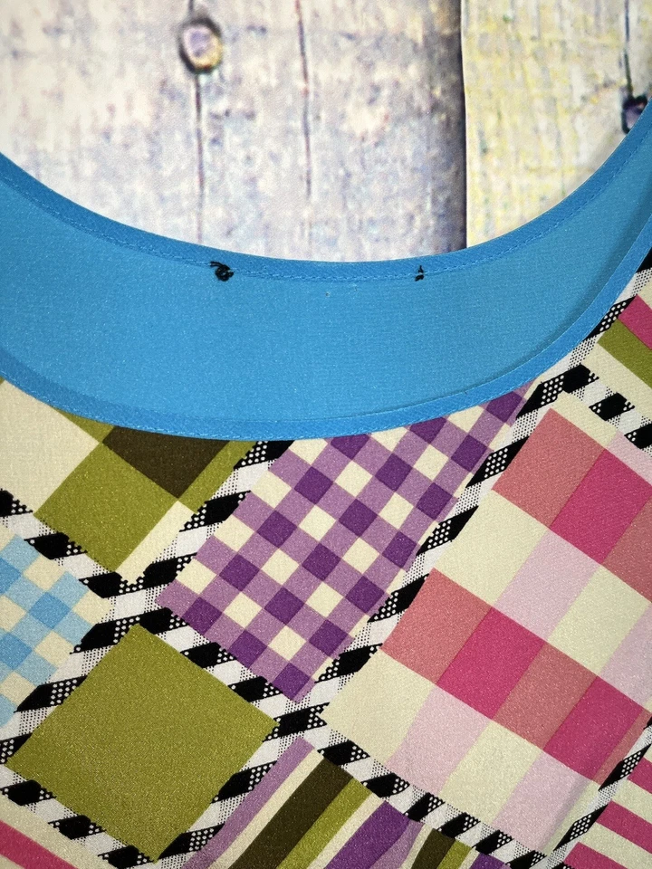 Koos por supuesto! Camiseta sin mangas 100 % seda talla 1X colorida retazos sin mangas Foto 2 de 2