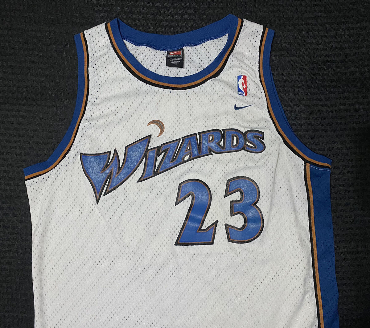 s-l1200.jpg s-l1200.jpg