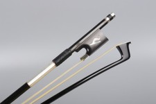 4/4 Violin Bow Black Carbon Fiber Straight balance AAA Bow Hair Ebony Frog