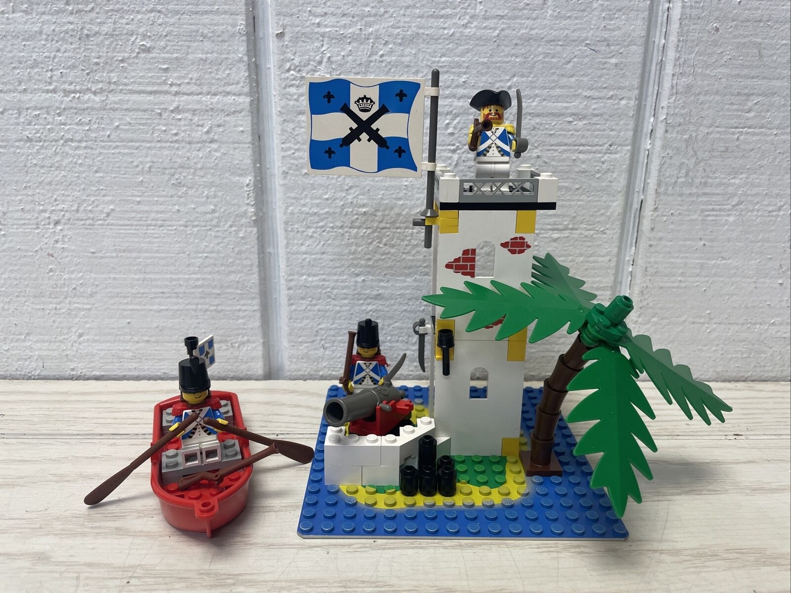 LEGO Pirates 6265 Sabre Island Imperial Soldiers Set Complete Figures 1989
