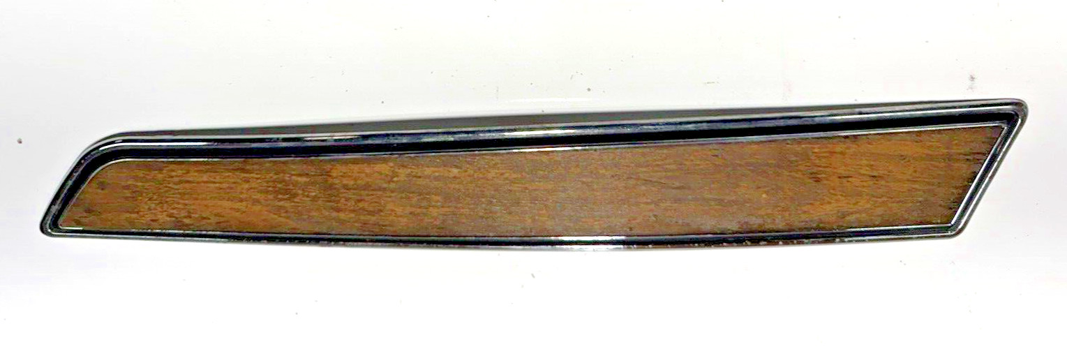 1970-1976 Chevy Corvette C3 Deluxe Door Panel Woodgrain Right Side OEM 3964152