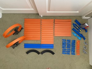 hot wheels track and connectors
