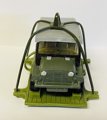 Dinky Toys 601 Austin Mini Para Moke version militaire avec