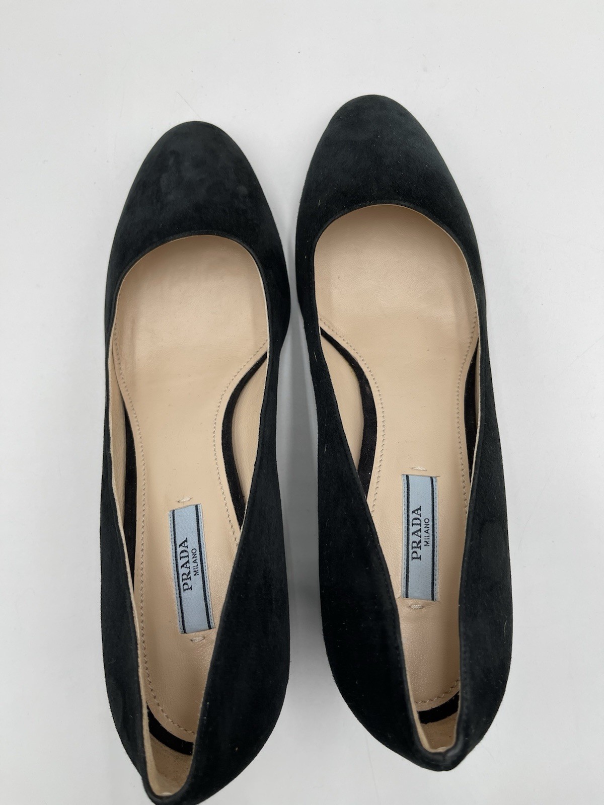 Women’s Prada Block-Heel Round Toe Pumps Black Suede Size 39 thumbnail 5