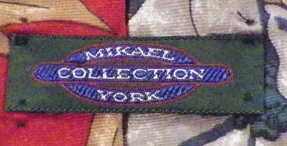 Corbata de seda para hombre con flores tropicales azules colección Mikael York Foto 4 de 4