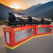 Boxed Hornby Rake of 3 R6044 Black Shell Tank Wagon 65537 OO Gauge Tanker 