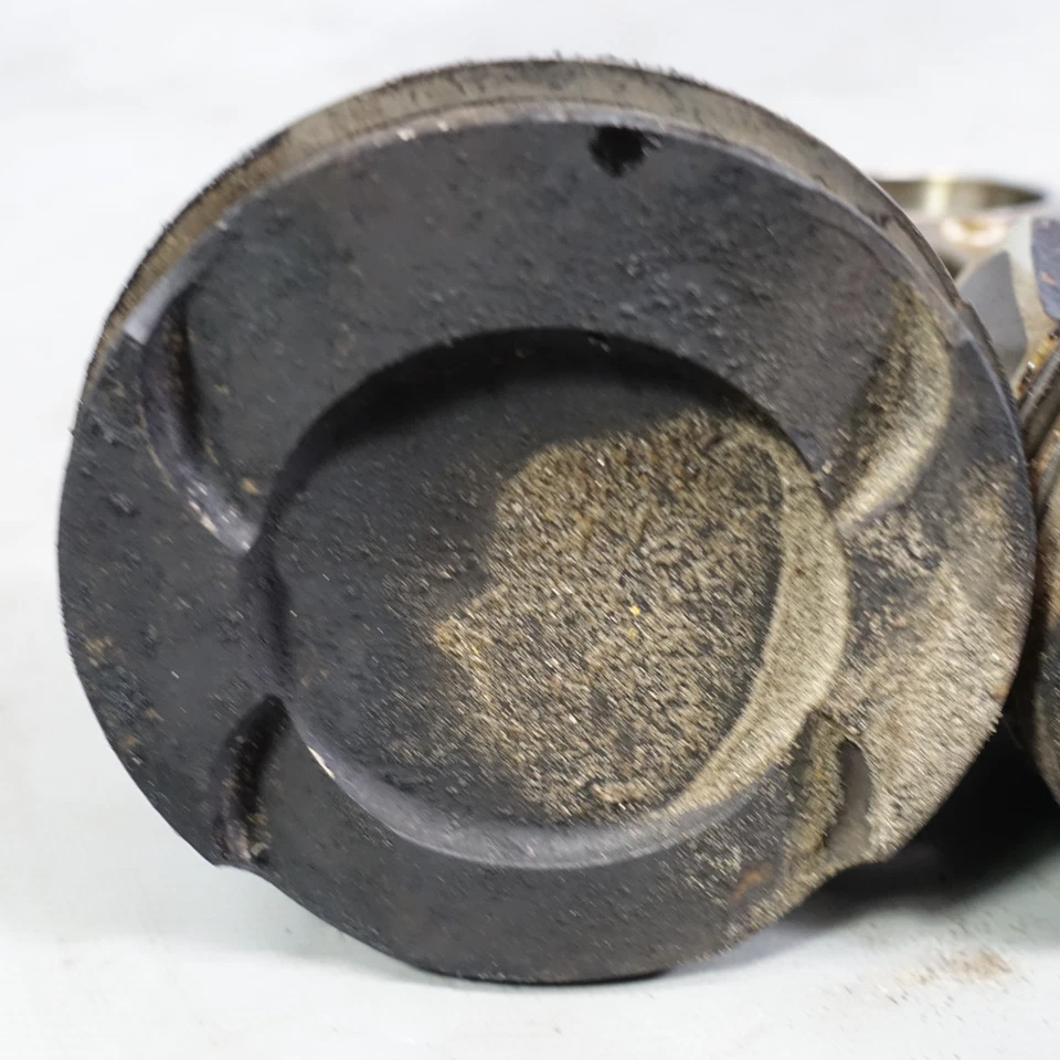 Juego de cuatro pistones y bielas de motor turbo de 4 cilindros BMW N20 N26 12-17 OEM Foto 3 de 4