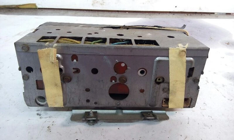 Radio Pontiac 69-70 modelo 92BP86 Foto 3 de 4