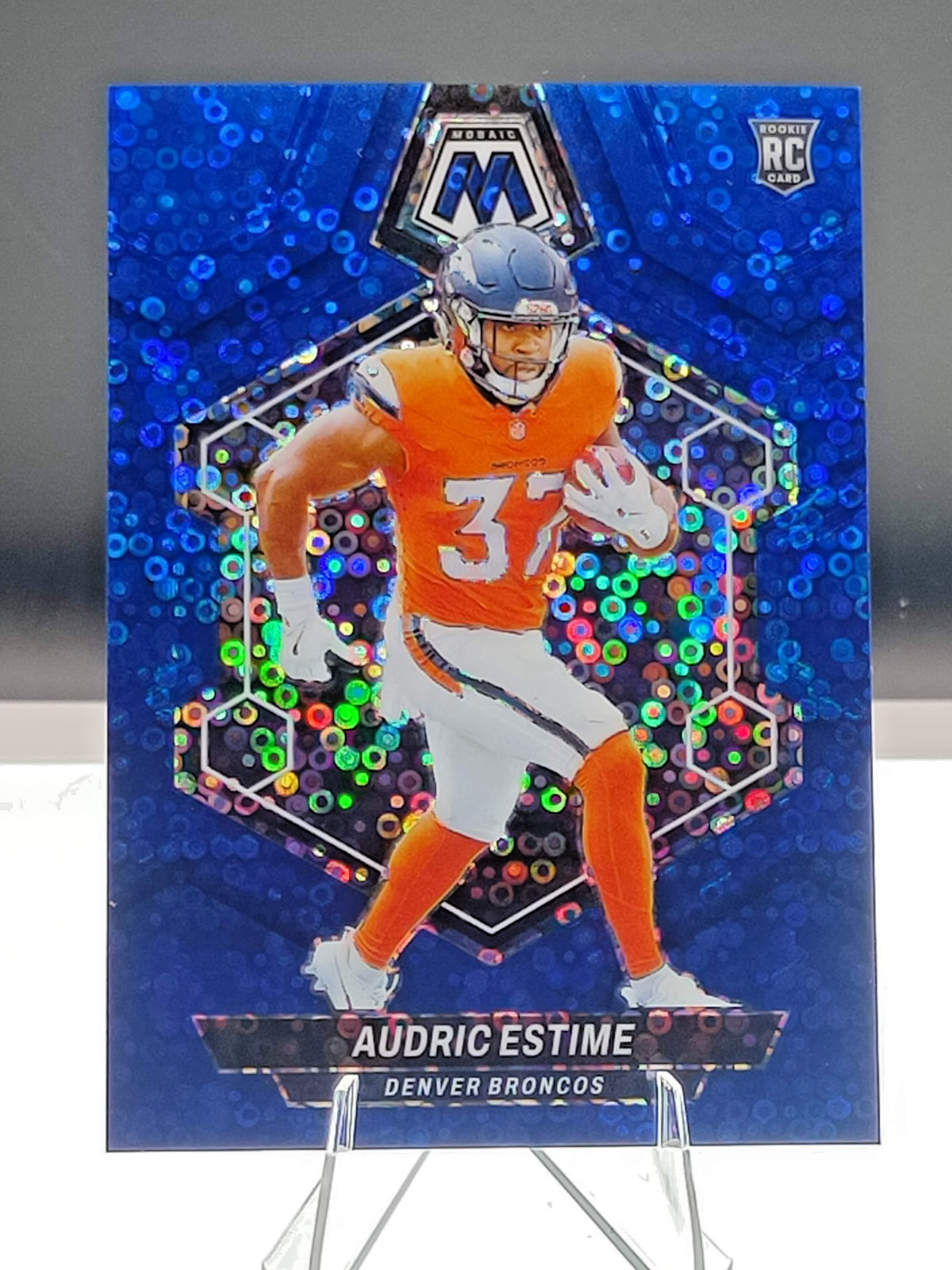 2024 Panini Mosaic Football Audric Estime 392 No Huddle Blue Disco 75/75 Rookie